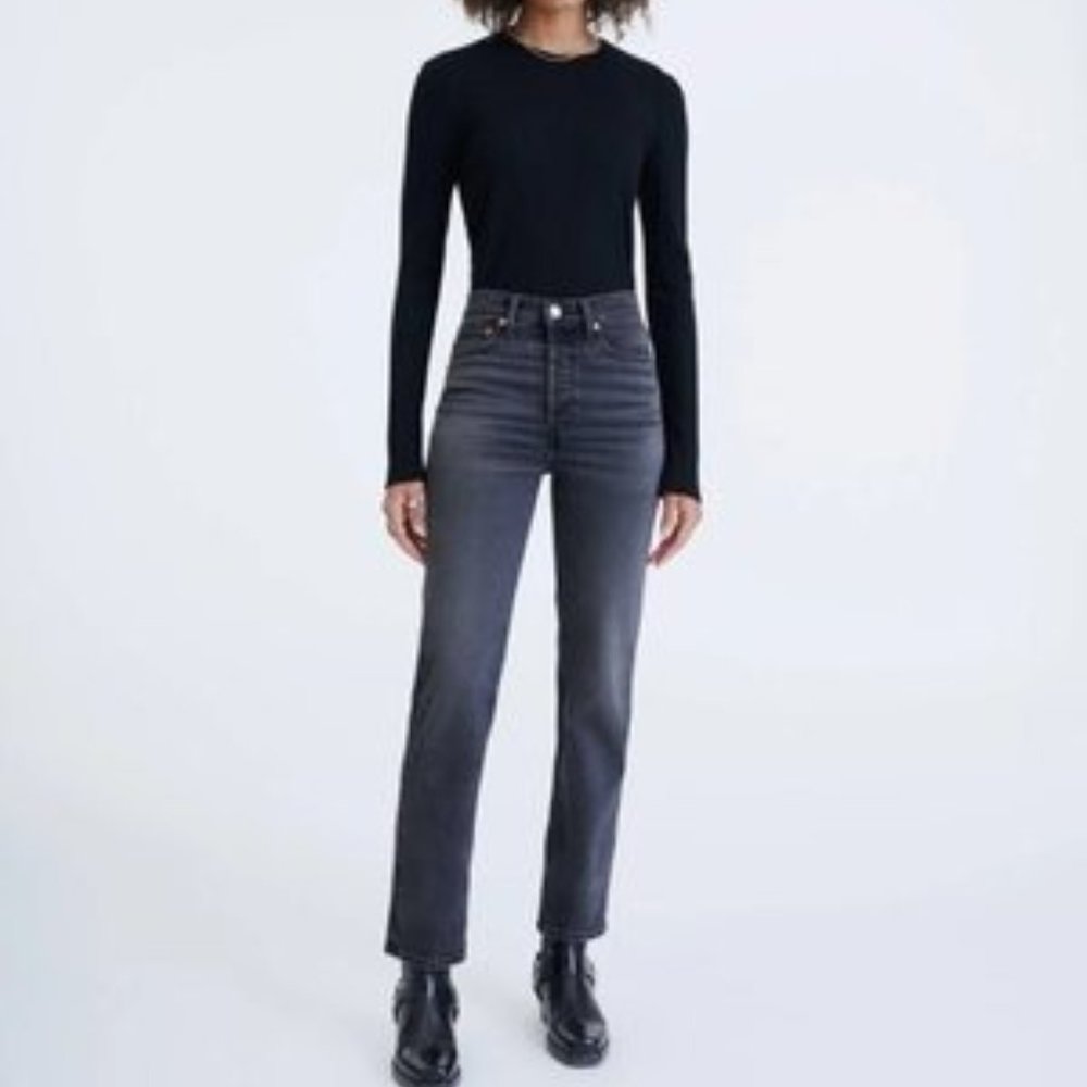 RE/DONE --Comfort stretch ultra high rise stove pipe denim (Size 27)